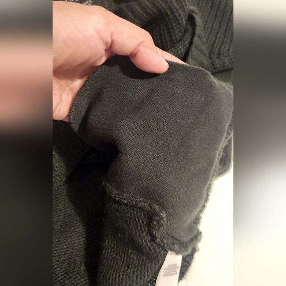 Theory Wool and Cashmere Cowl Neck Sleveless Knit Sweater in Green Size Medium - Picture 5 of 13